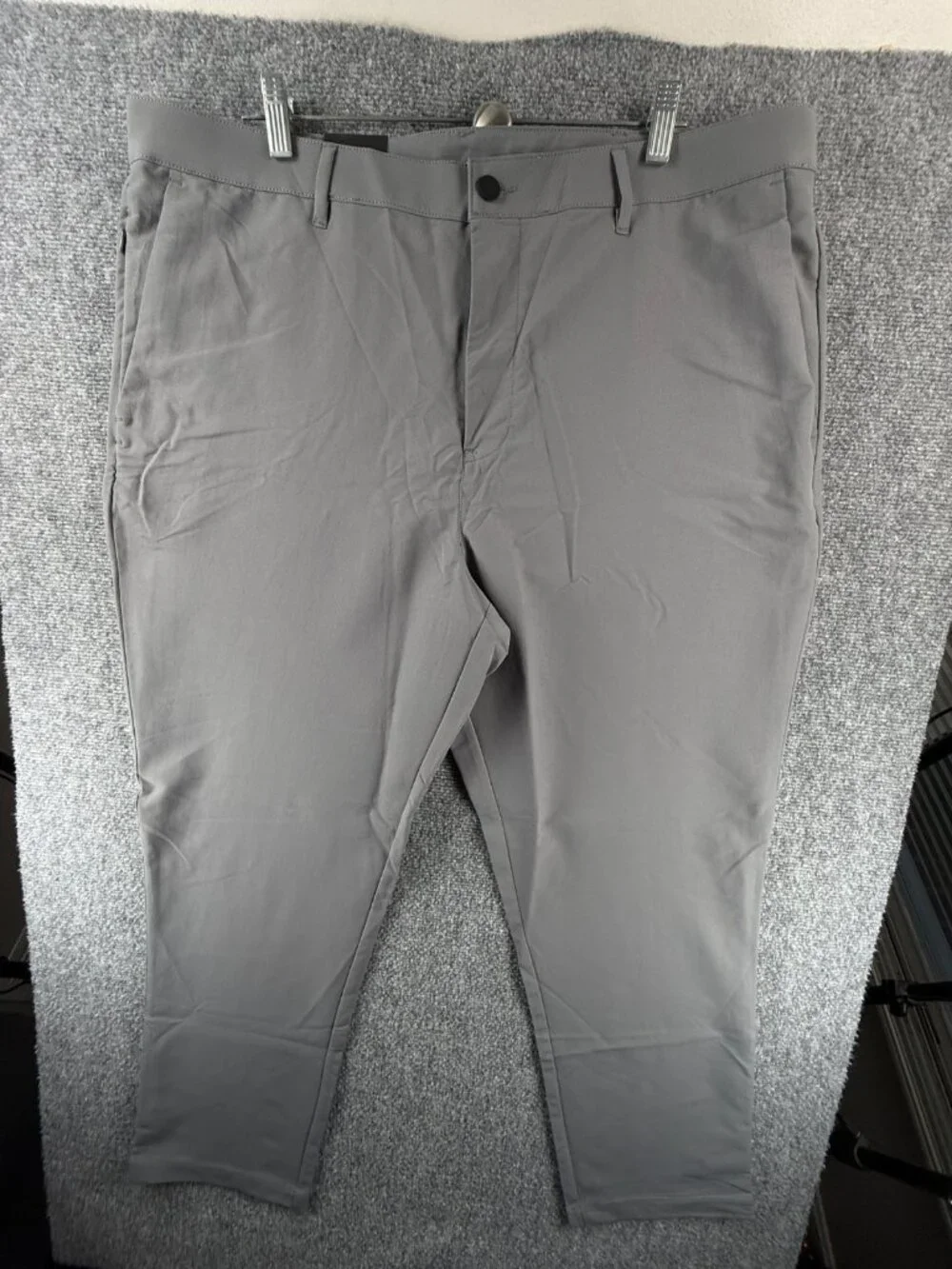 NWT Banana Republic Men Flat Front Stretch Gray 40x29 Performance Adult Casual